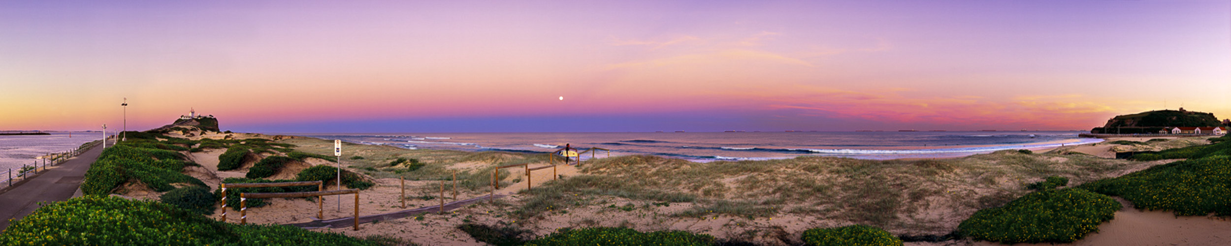 Full Moon, Nobbys Beach, NSW