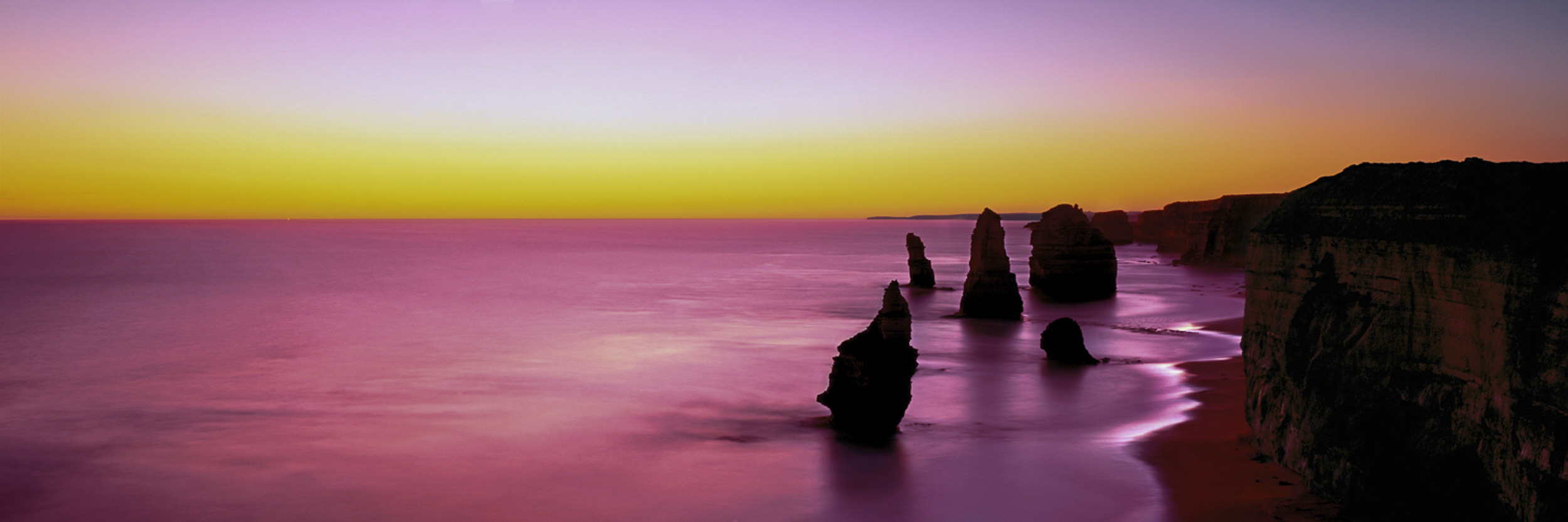 Lingering Light, Twelve Apostles, VIC