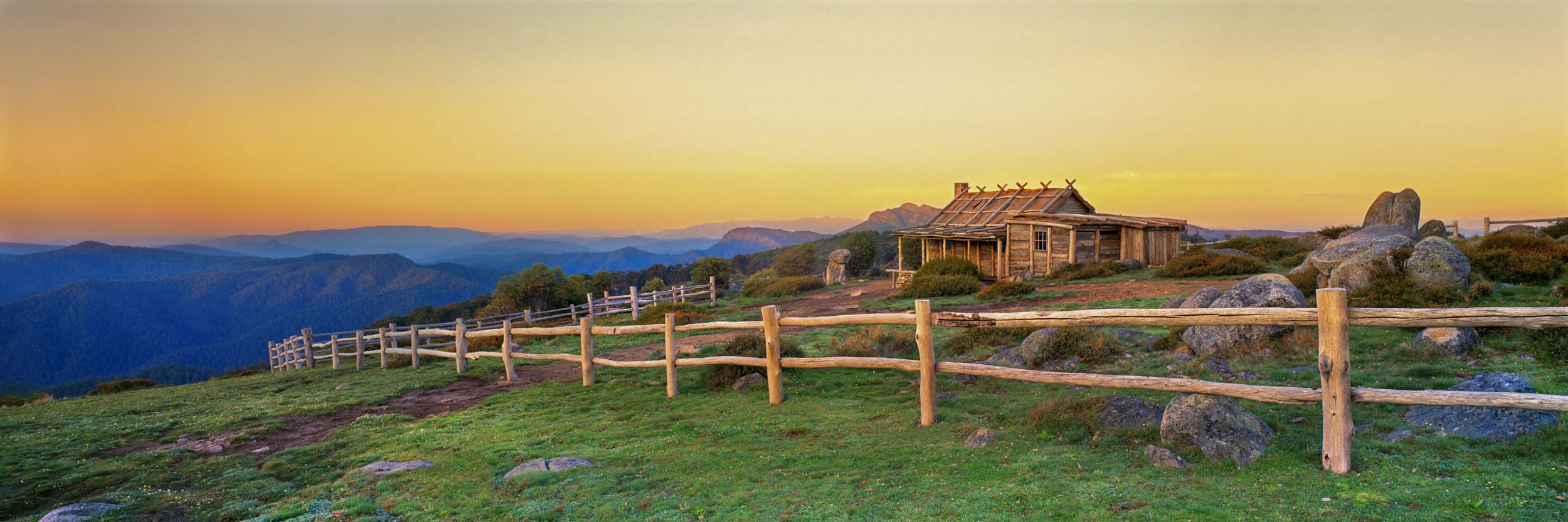 Snowy River Country Hut, VIC